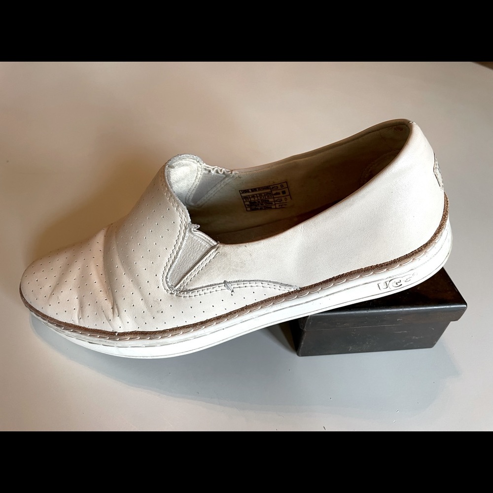 Ugg loafers. Creme leather. Lots of life left.